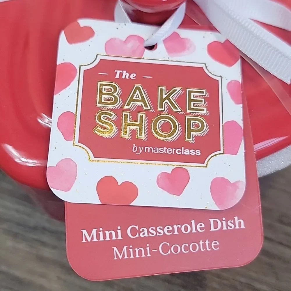 Valentine's Day Bakeware Bundle Nordic Wear Cake Pan Plus Two More Items